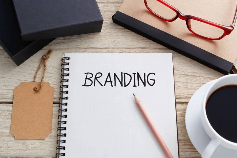 Veicola la tua strategia di branding con i social